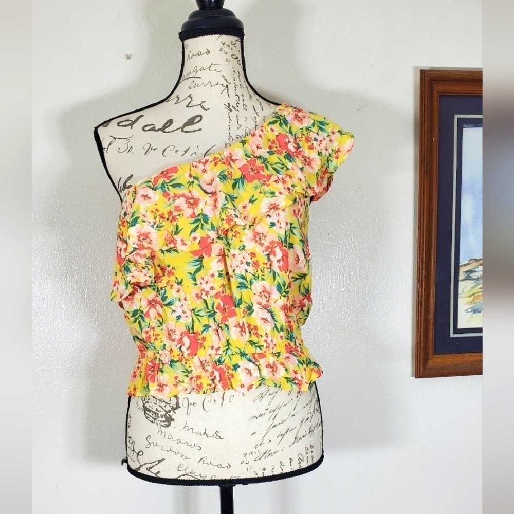 American Eagle One Shoulder Yellow Floral Ruffle Peplum Crop Top Size Medium